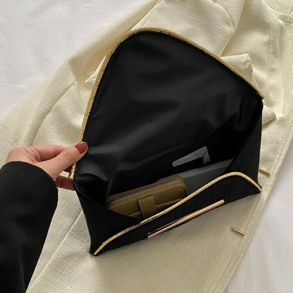 Clutch flap purse - Picture 2 of 7